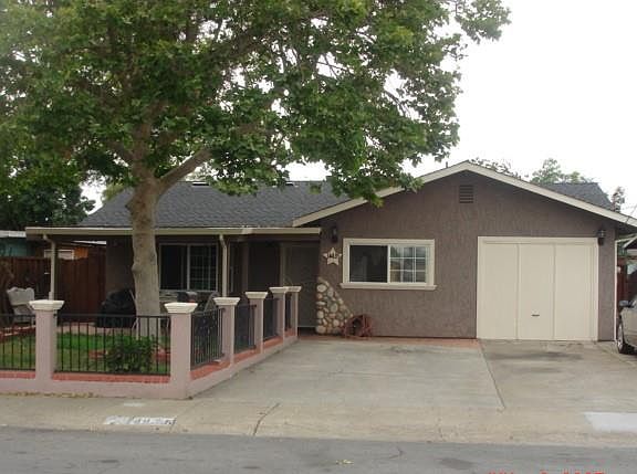 2nd image of 14435 Jerilyn Dr