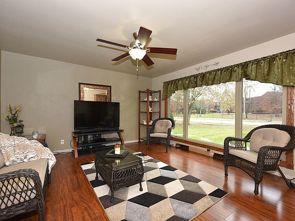 2nd image of 3350 W Edgerton Ave