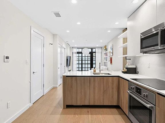 4th image of 37-28 30th St #2