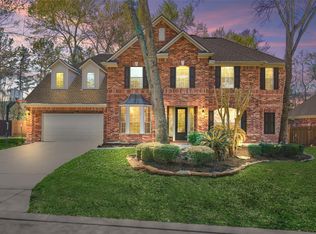 34 Pawprint Pl, Spring, TX 77382