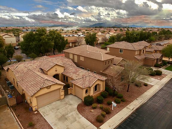 4th image of 3025 S Bell Pl