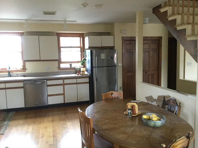2211 Massachusetts Ave — Photo 2