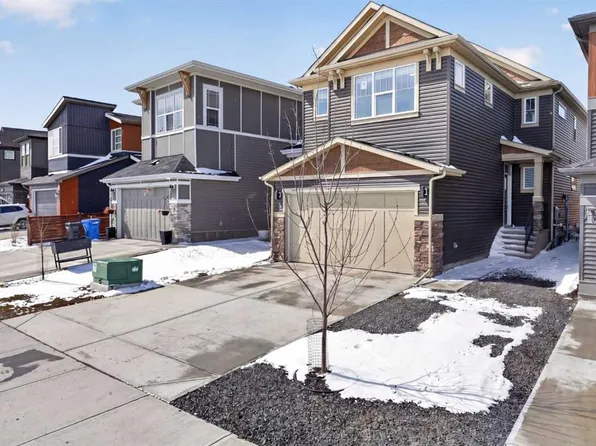 31 E Herron Rise NE, Calgary, AB T3P 1Y1