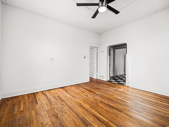 4th image of 217 Midway Ave APT 2