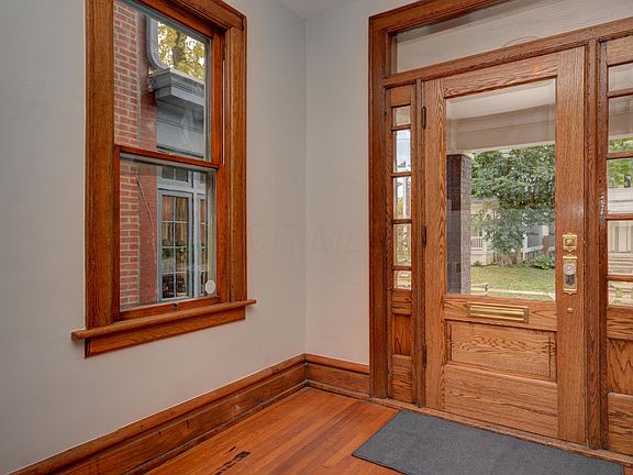 5th image of 702 Oakwood Ave