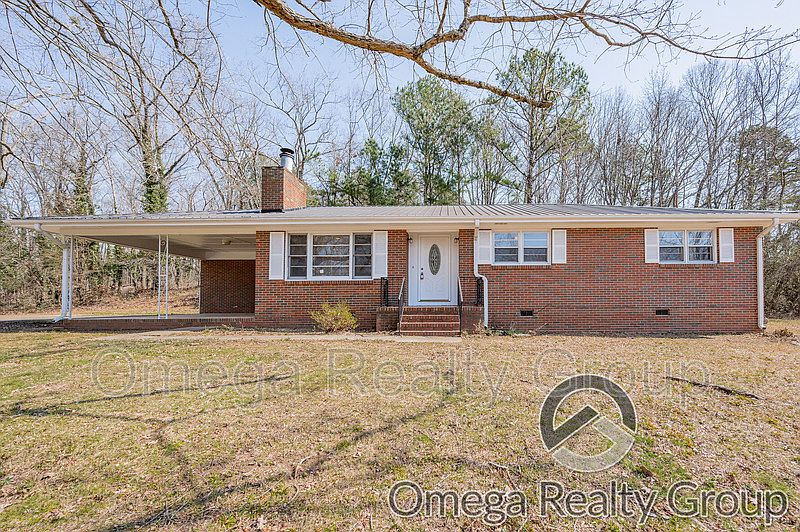 1st image of 61 Carolyn Dr