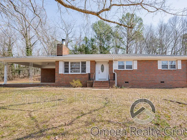 61 Carolyn Dr, Anniston, AL 36201