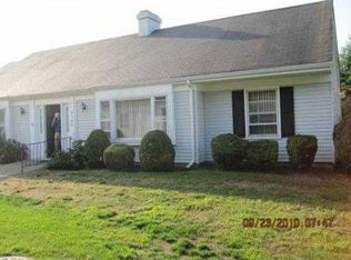 620 Windsor Way #B, Monroe Township, NJ 08831