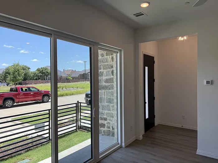 1218 Daybreak Dr — Photo 23