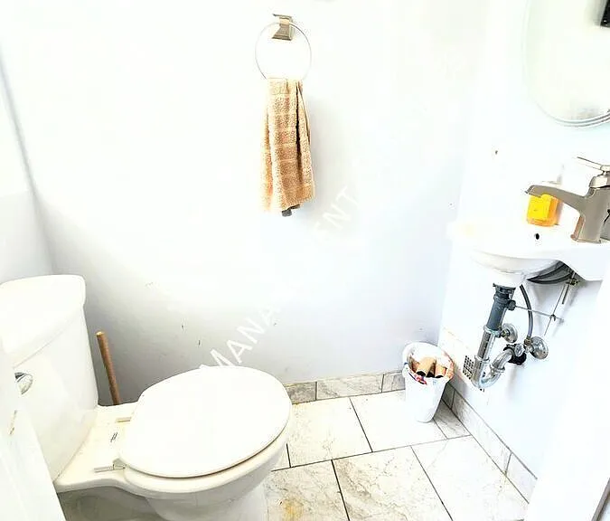 6533 Rosemoor St — Photo 2