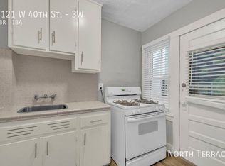1121 W 40th St APT 3W, Kansas City, MO 64111