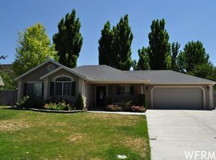 7566 N Swansea Ct, Eagle Mountain, UT 84005