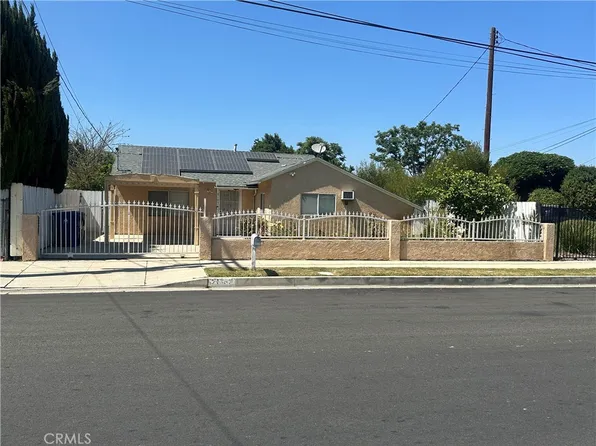 21051 Hart St, Canoga Park, CA 91303