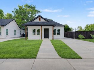 1211 E Cannon St, Fort Worth, TX 76104