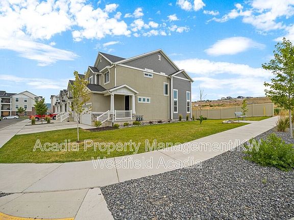3rd image of 1945 N 4260 W