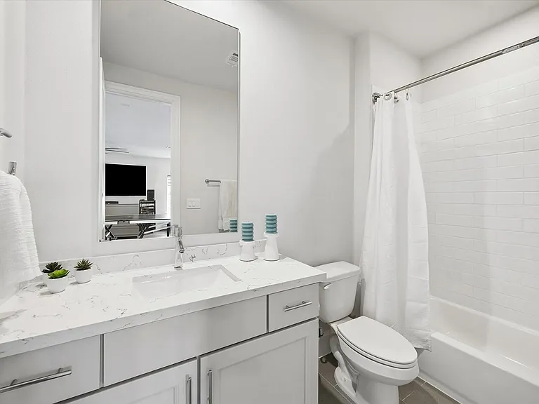 8741 Park Kolbe Ln — Photo 25