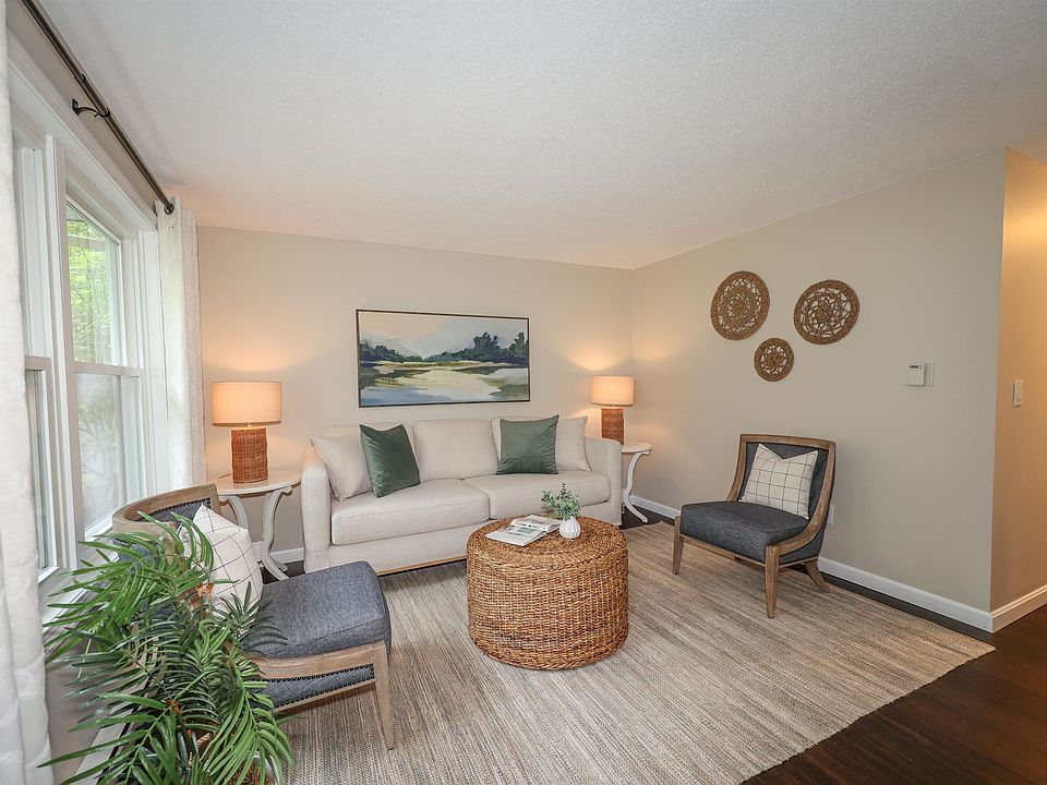 12 Picadilly Ct Manchester, NH, 03104 Apartments for Rent Zillow
