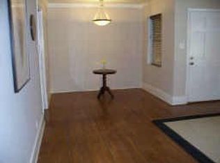 1427 Candlelight Ln, Houston, TX 77018