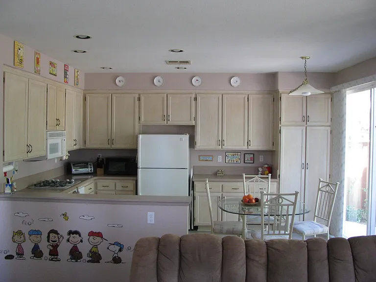 400 Peachtree Ct — Photo 14