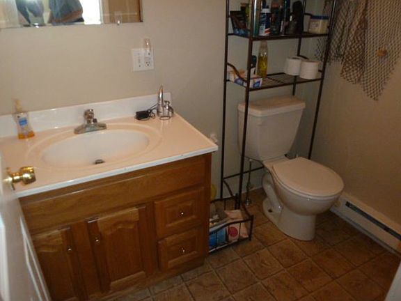 1st floor bathroom