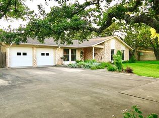 8402 El Rey Blvd, Austin, TX 78737