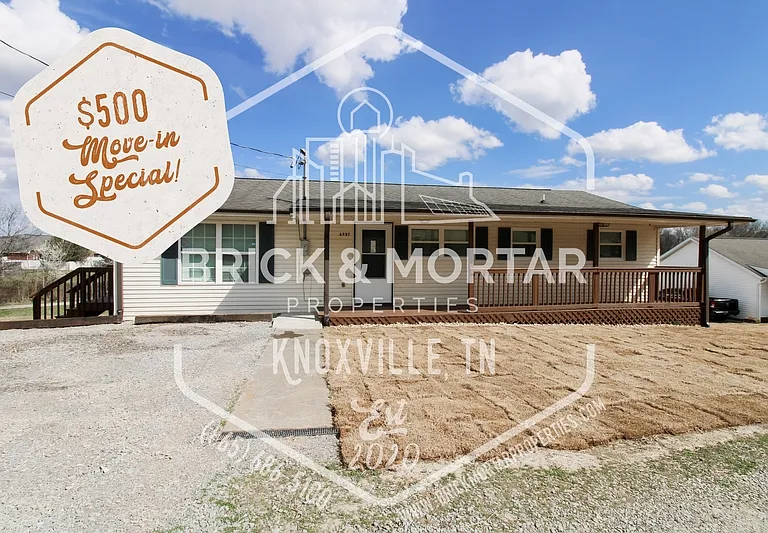 1737 Lively Rd — Photo 1