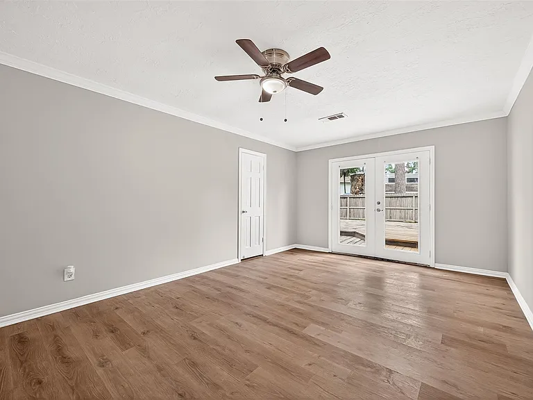 4230 Annawood Cir — Photo 11