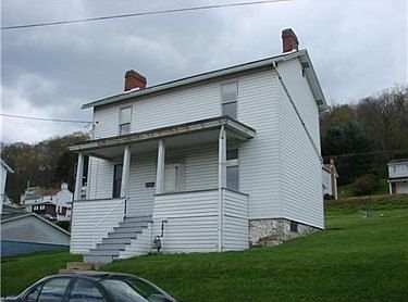 2nd image of 204 N 3rd St