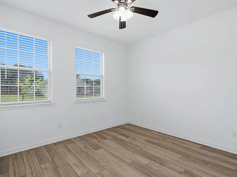 1312 Pistachio Dr — Photo 16