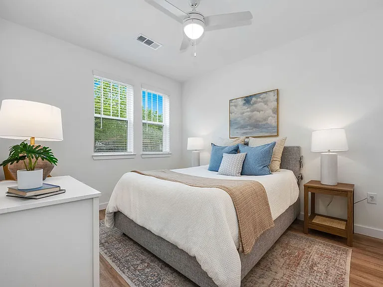 Correo Place — Photo 58
