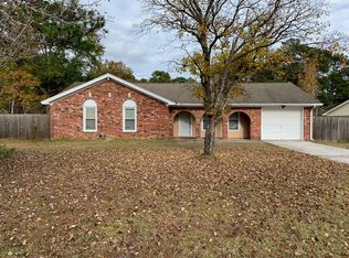 209 Longleaf Rd, Summerville, SC 29486