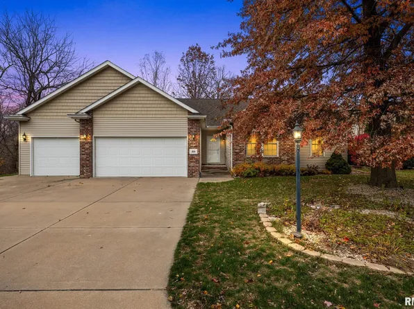 108 Avenue Notre Dame, East Peoria, IL 61611