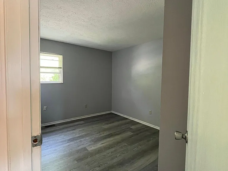 6643 Fairway Ave — Photo 16