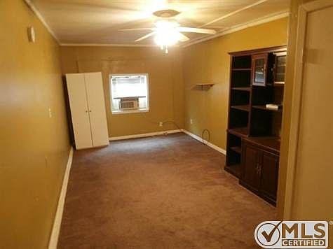 5th image of 2615 1st St