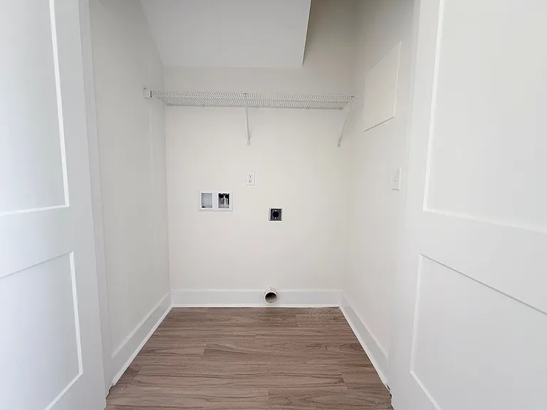 1373 Meridian St — Photo 37