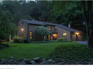 5 Cedar Point Dr, Sherman, CT 06784