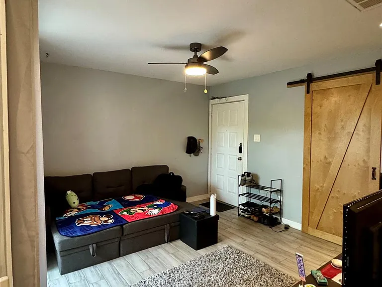1840 Burton Dr #198 — Photo 2