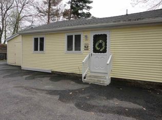 19 Barrington Rd, Nottingham, NH 03290