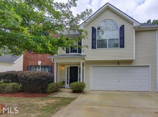 46 Saint Charles Pl, Sharpsburg, GA 30277