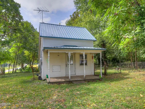 702 Joplin St, Sarcoxie, MO 64862