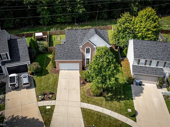 2nd image of 5806 Rosemont Way