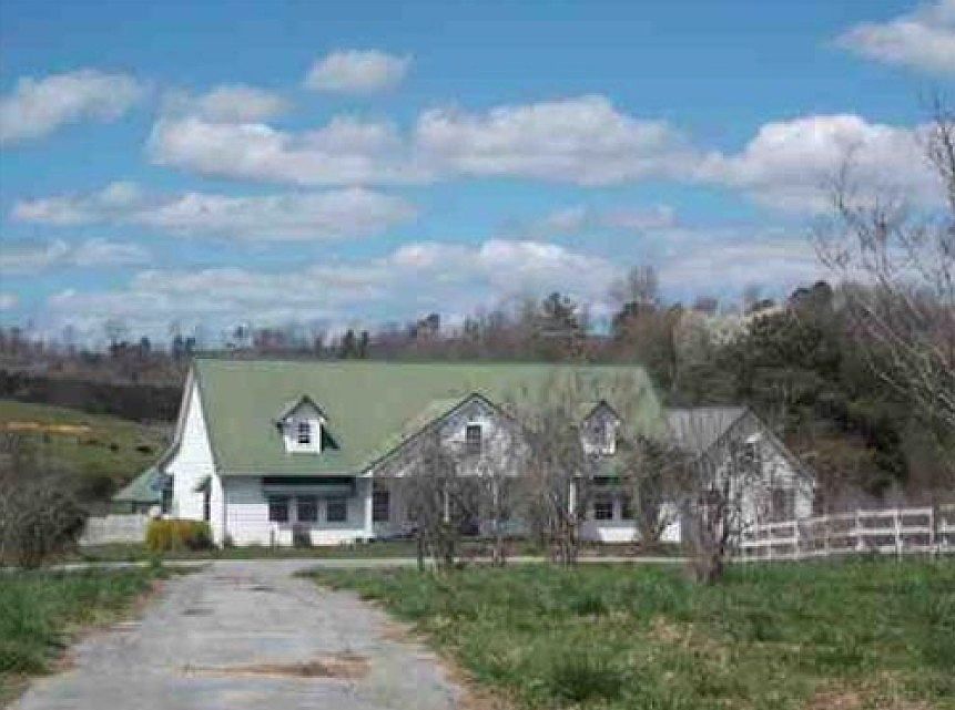 1st image of 3792 Johnson Lake Rd