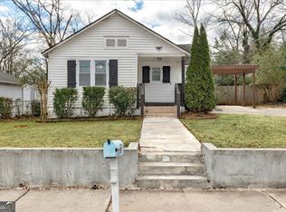522 Lake Dr, Hapeville, GA 30354