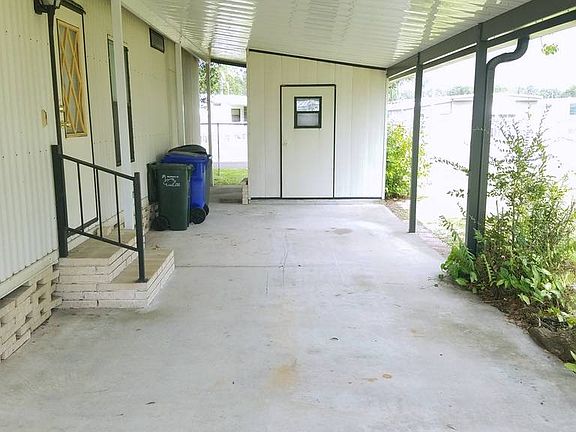 4th image of 1437 Gladiola Dr