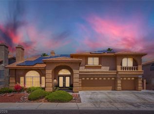 8716 Castle Hill Ave, Las Vegas, NV 89129