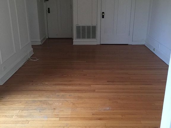 4th image of 1948 W Wilson Ave APT 3Q