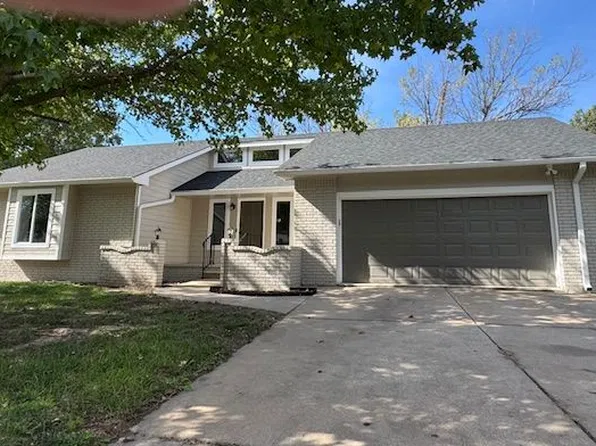 1633 N Skyview St, Wichita, KS 67212