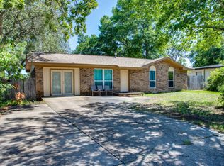 352 Lincoln Ave, Valparaiso, FL 32580
