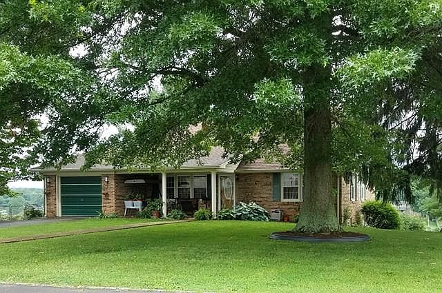 1st image of 19387 Oakwood Dr