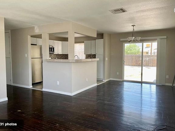 5th image of 1800 Alamo Ave